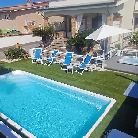 Alloggi Turistici Con Piscina Palestra Jacuzzi Sauna Анціо Екстер'єр фото