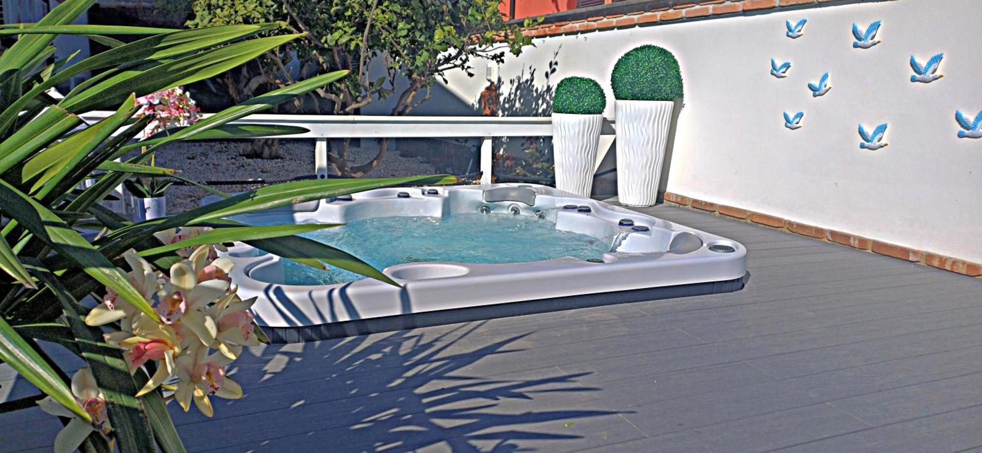 Alloggi Turistici Con Piscina Palestra Jacuzzi Sauna Анціо Екстер'єр фото